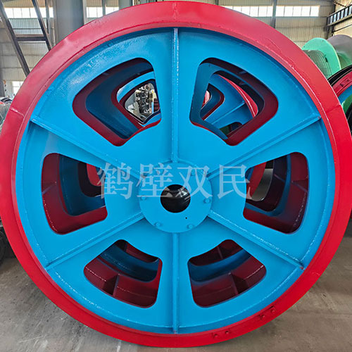 鹤壁市双民矿山机械有限公司双槽天轮发货现场！